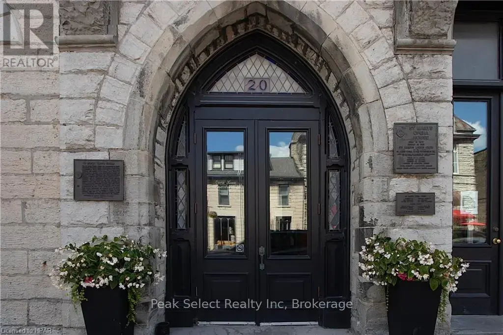 31 - 20 Water Street S, St. Marys